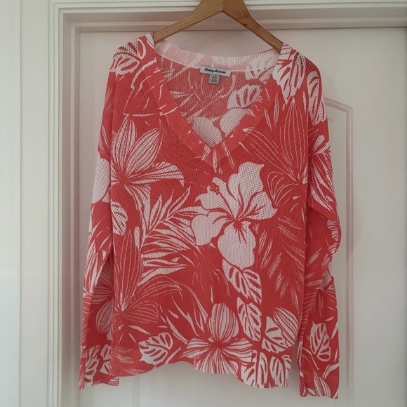Tommy Bahama Coral and White Floral lightweight sweater large - Picture 3 of 8